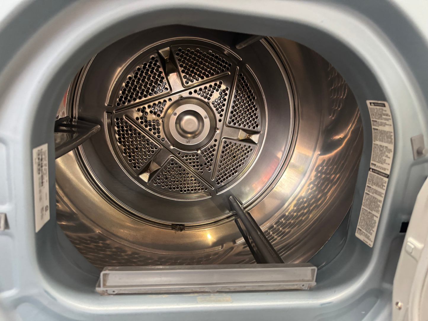 Frigidaire affinity front load washer dryer $600