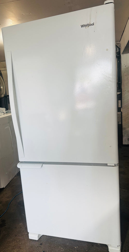 Whirlpool bottom freezer fridge $300